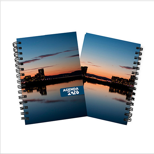 Agenda 2026 15X21cm com capa dura em papel empastada com cartão e debrú, laminação Prolan Wire-O e miolo pronto